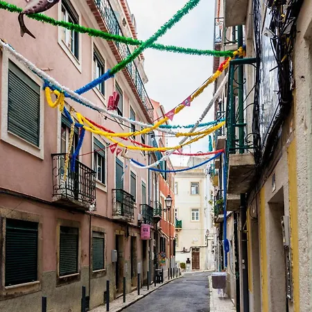 Flh Bica Homey Nest Apartment Lisbon
